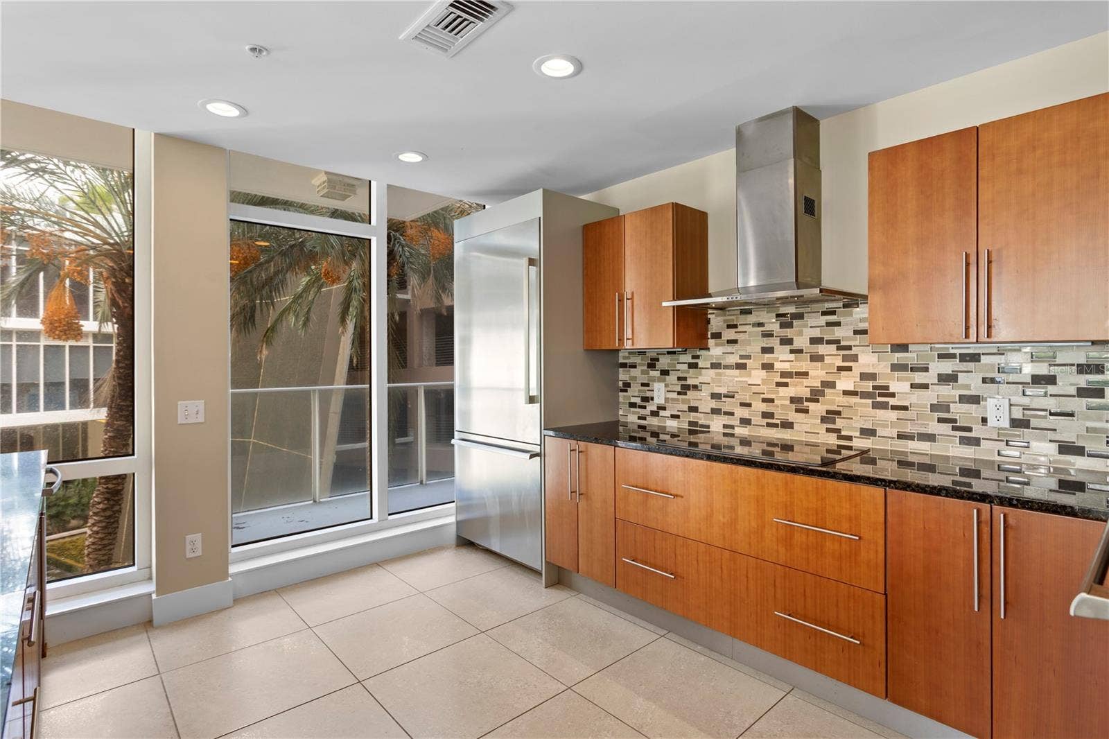 175 1ST STREET S, #303, St Petersburg, FL 33701 175 1ST STREET S, #303, St Petersburg, FL 33701