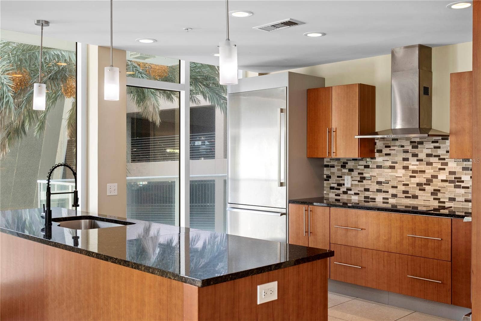 175 1ST STREET S, #303, St Petersburg, FL 33701 175 1ST STREET S, #303, St Petersburg, FL 33701