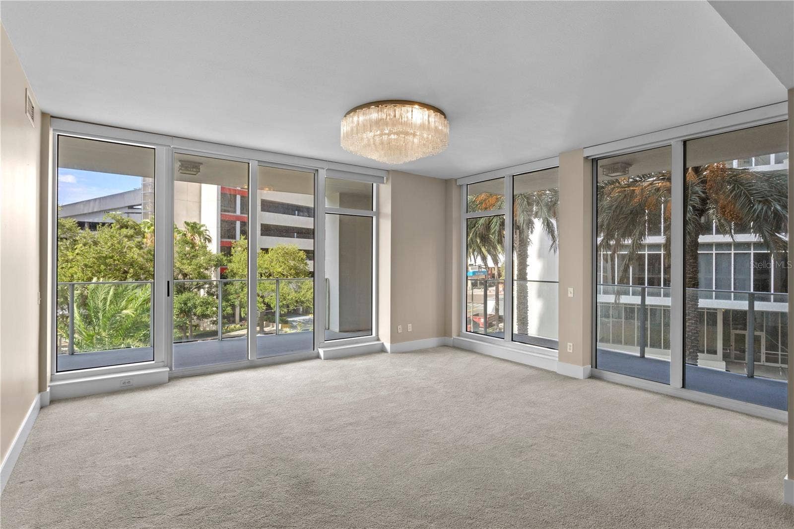 175 1ST STREET S, #303, St Petersburg, FL 33701 Living Room