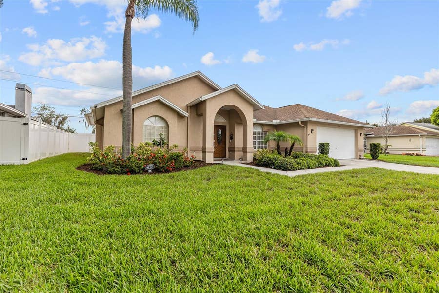 Property photo for 22861 STERLING MANOR LOOP, Lutz, FL