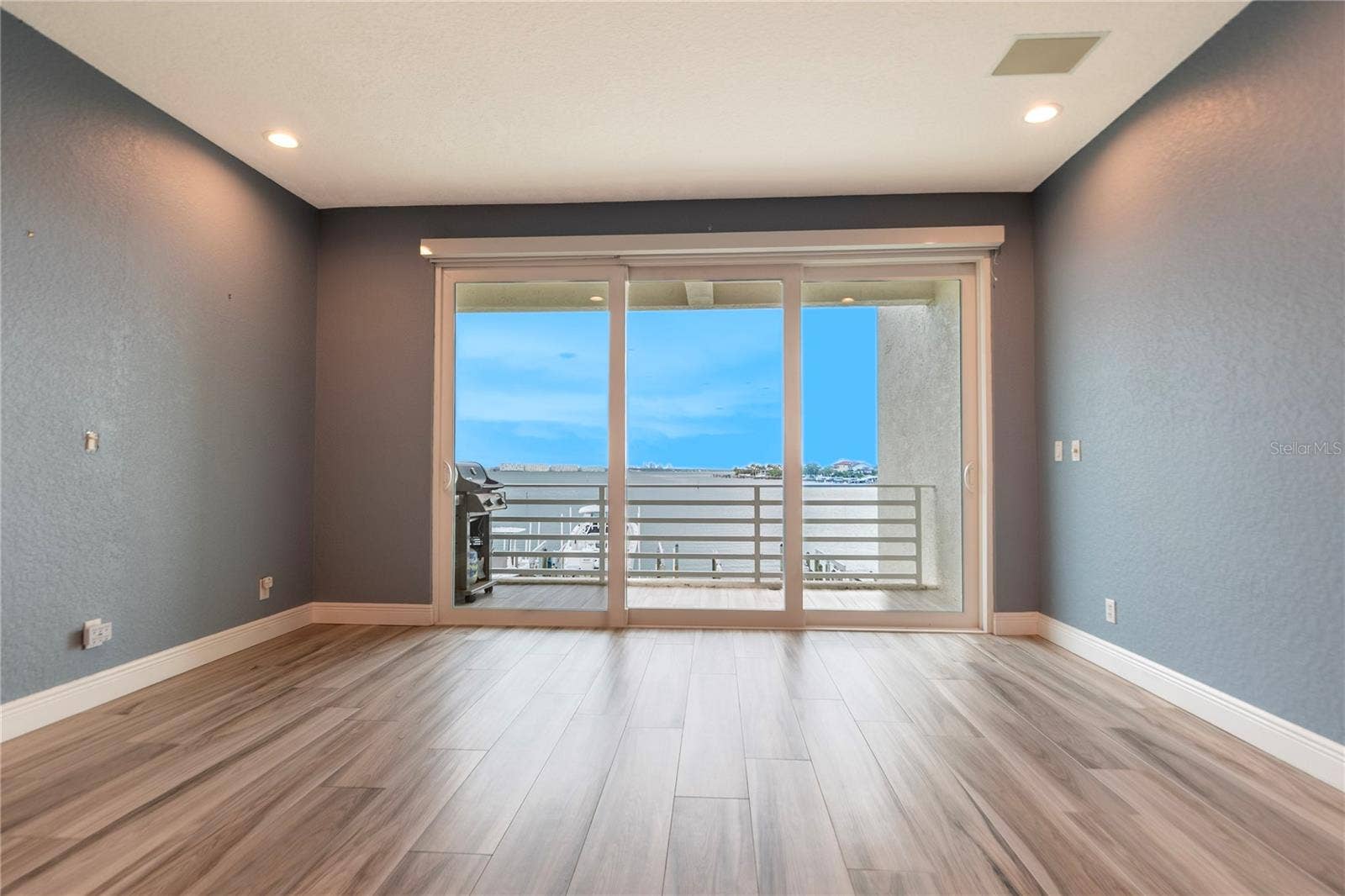 4651 MIRABELLA COURT, St Pete Beach, FL 33706 4651 MIRABELLA COURT, St Pete Beach, FL 33706