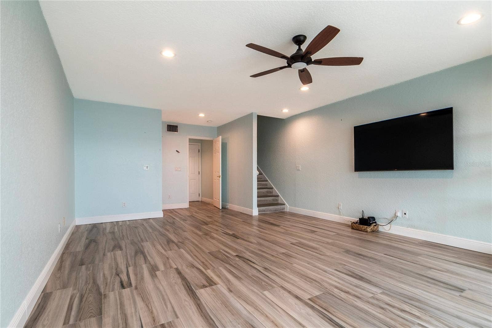 4651 MIRABELLA COURT, St Pete Beach, FL 33706 4651 MIRABELLA COURT, St Pete Beach, FL 33706