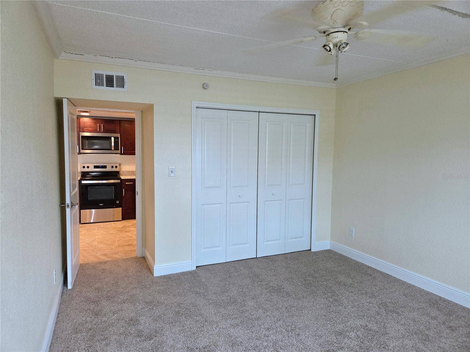 10365 PARADISE BOULEVARD, #13, Treasure Island, FL 33706 10365 PARADISE BOULEVARD, #13, Treasure Island, FL 33706