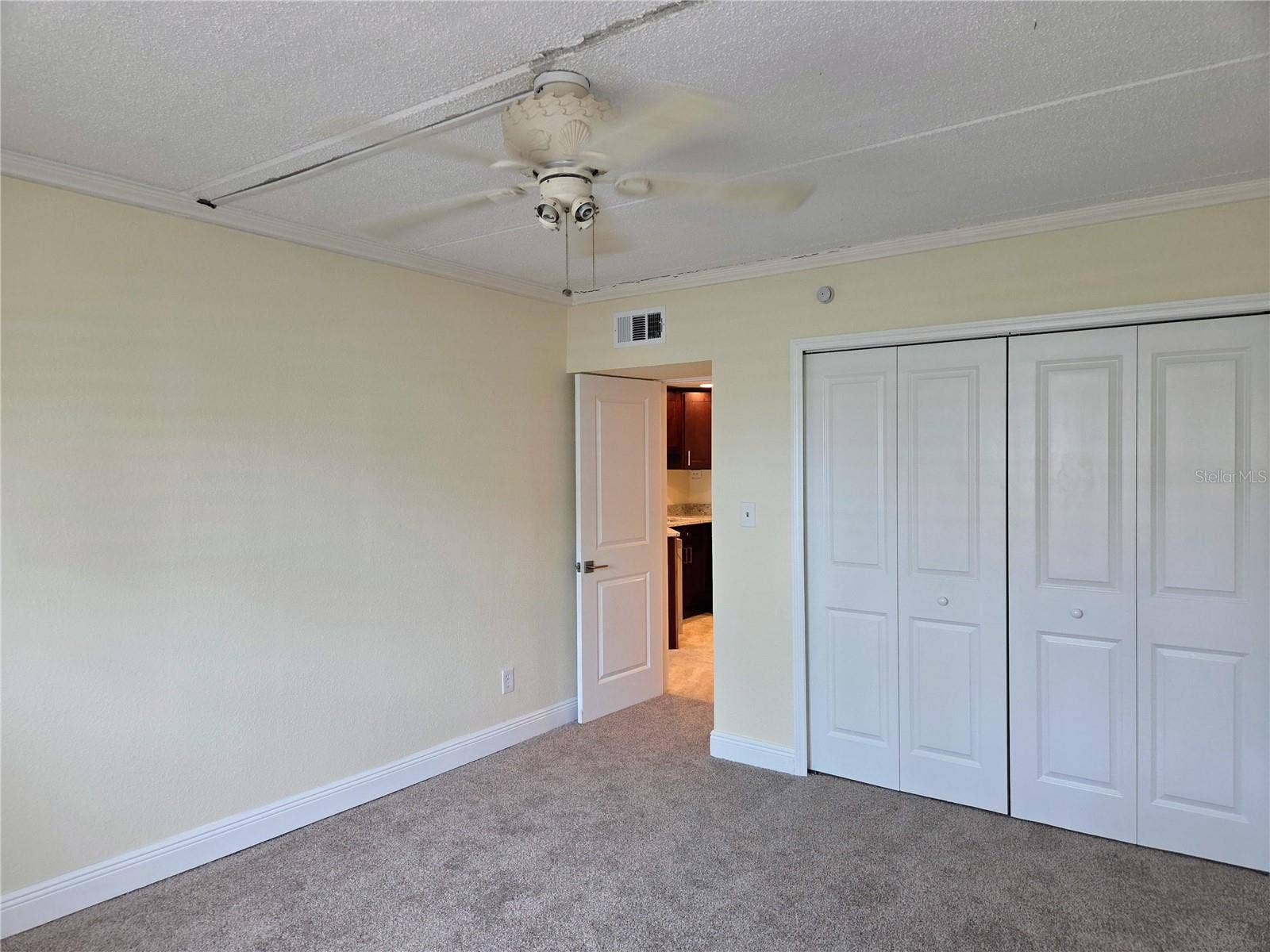 10365 PARADISE BOULEVARD, #13, Treasure Island, FL 33706 10365 PARADISE BOULEVARD, #13, Treasure Island, FL 33706