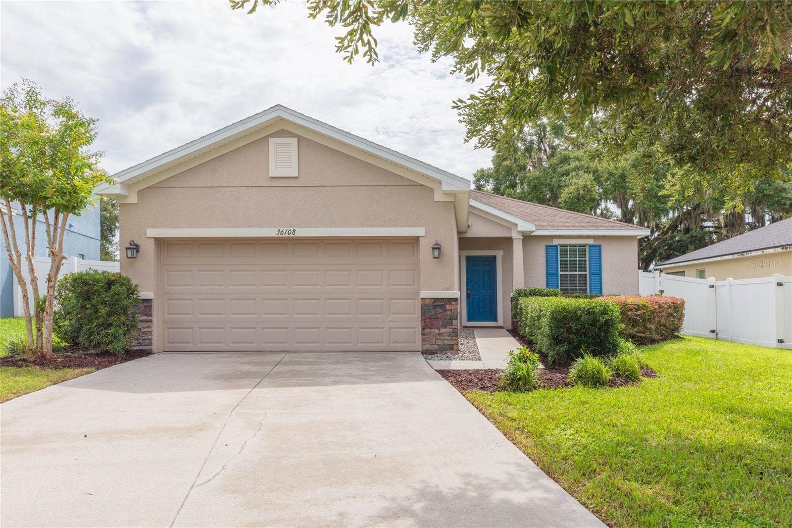 36108 LAGUNA HILLS CIRCLE, Zephyrhills, FL 33541 36108 LAGUNA HILLS CIRCLE, Zephyrhills, FL 33541