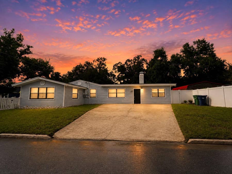 Property photo for 7301 N DARTMOUTH AVENUE, Tampa, FL