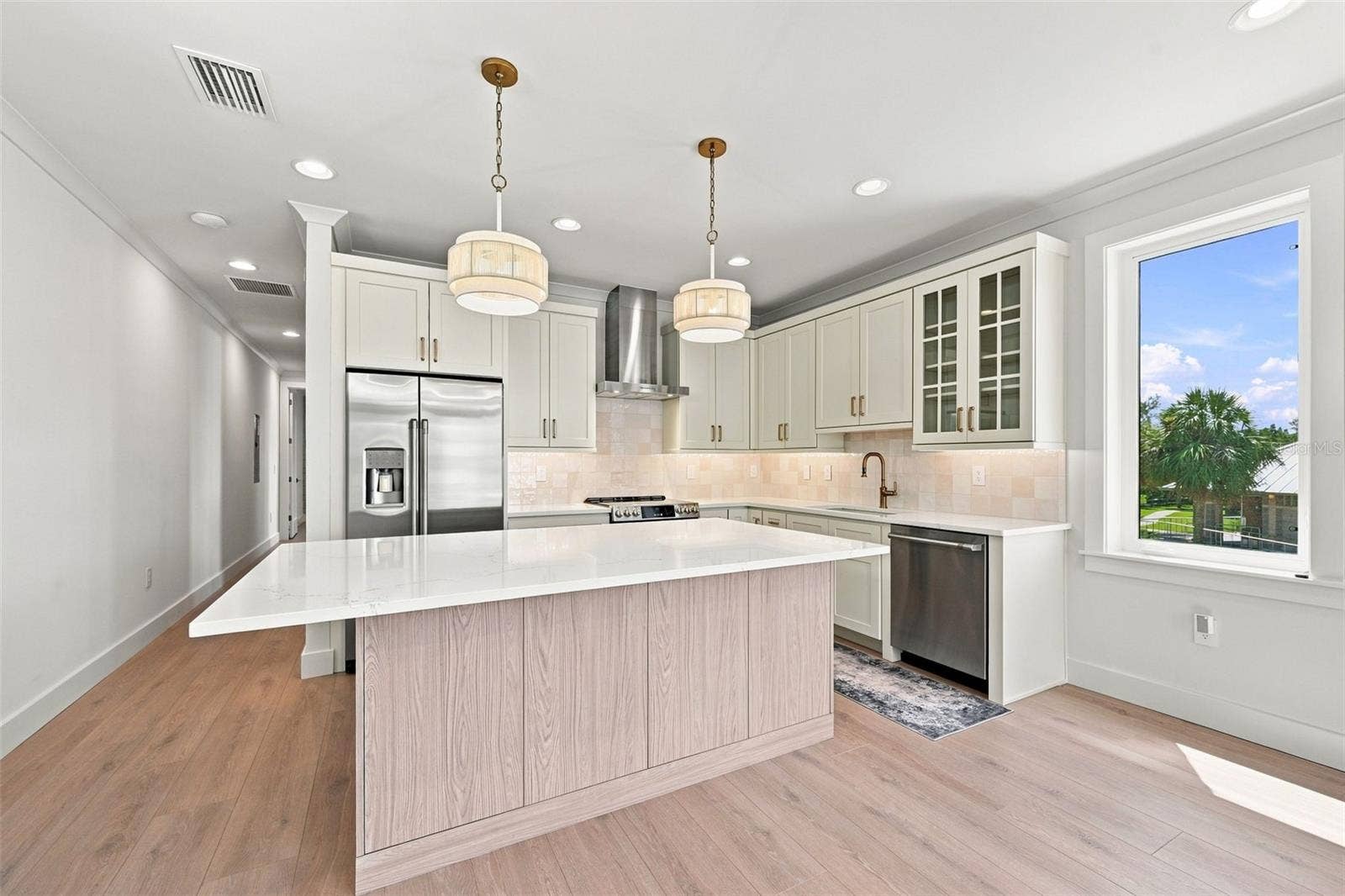 19101 GULF BOULEVARD, Indian Shores, FL 33785
