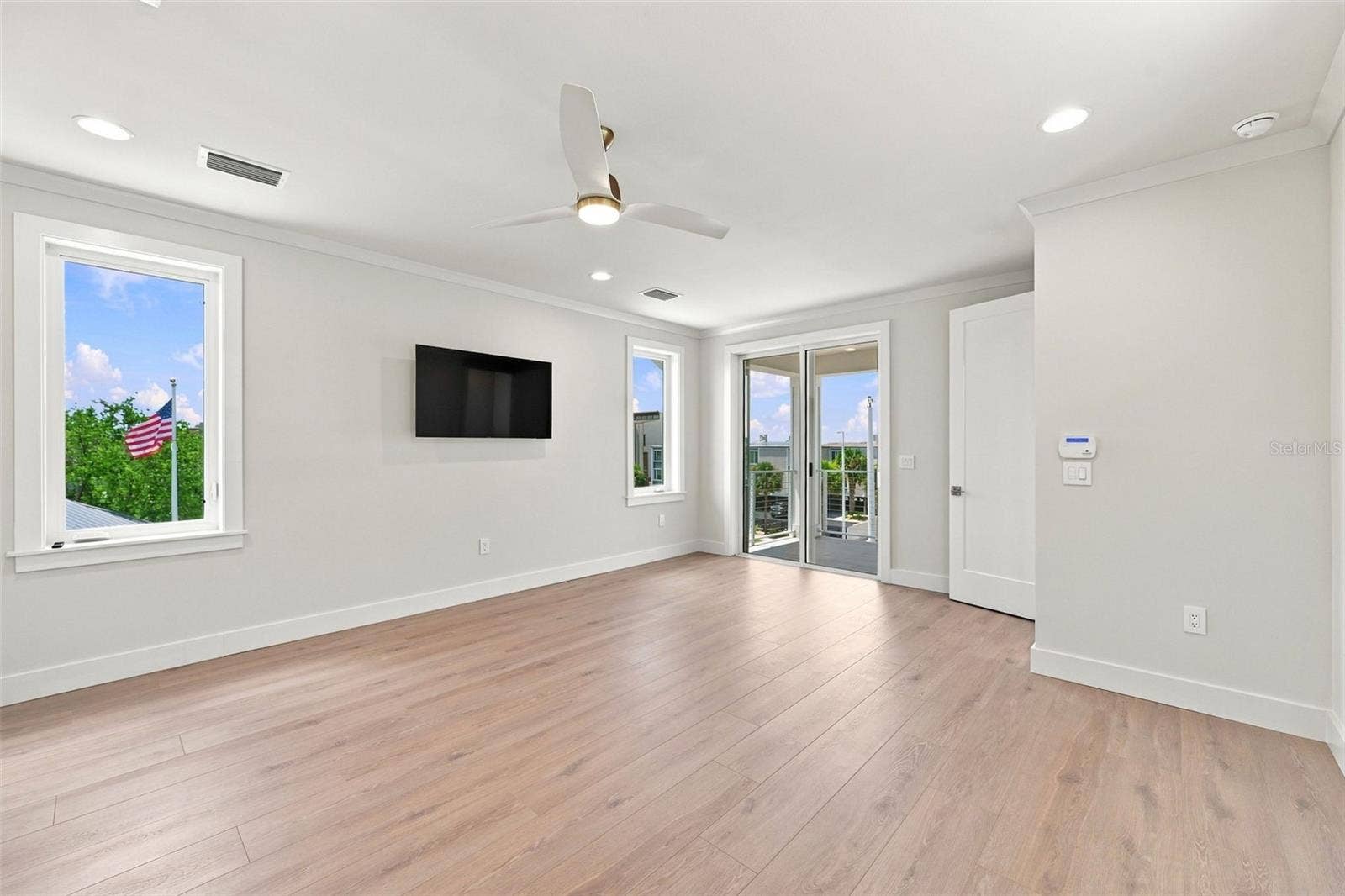 19101 GULF BOULEVARD, Indian Shores, FL 33785