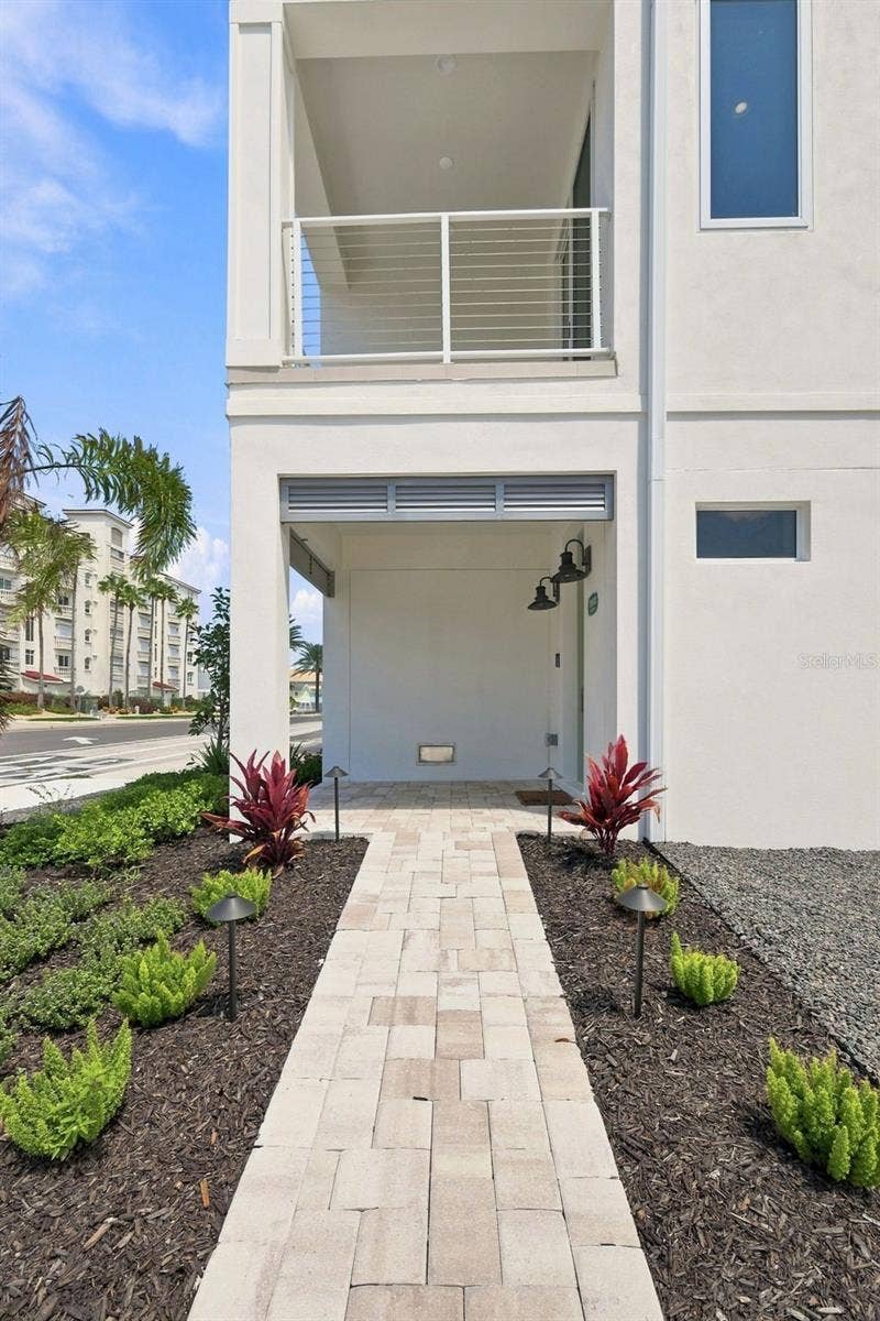 19101 GULF BOULEVARD, Indian Shores, FL 33785