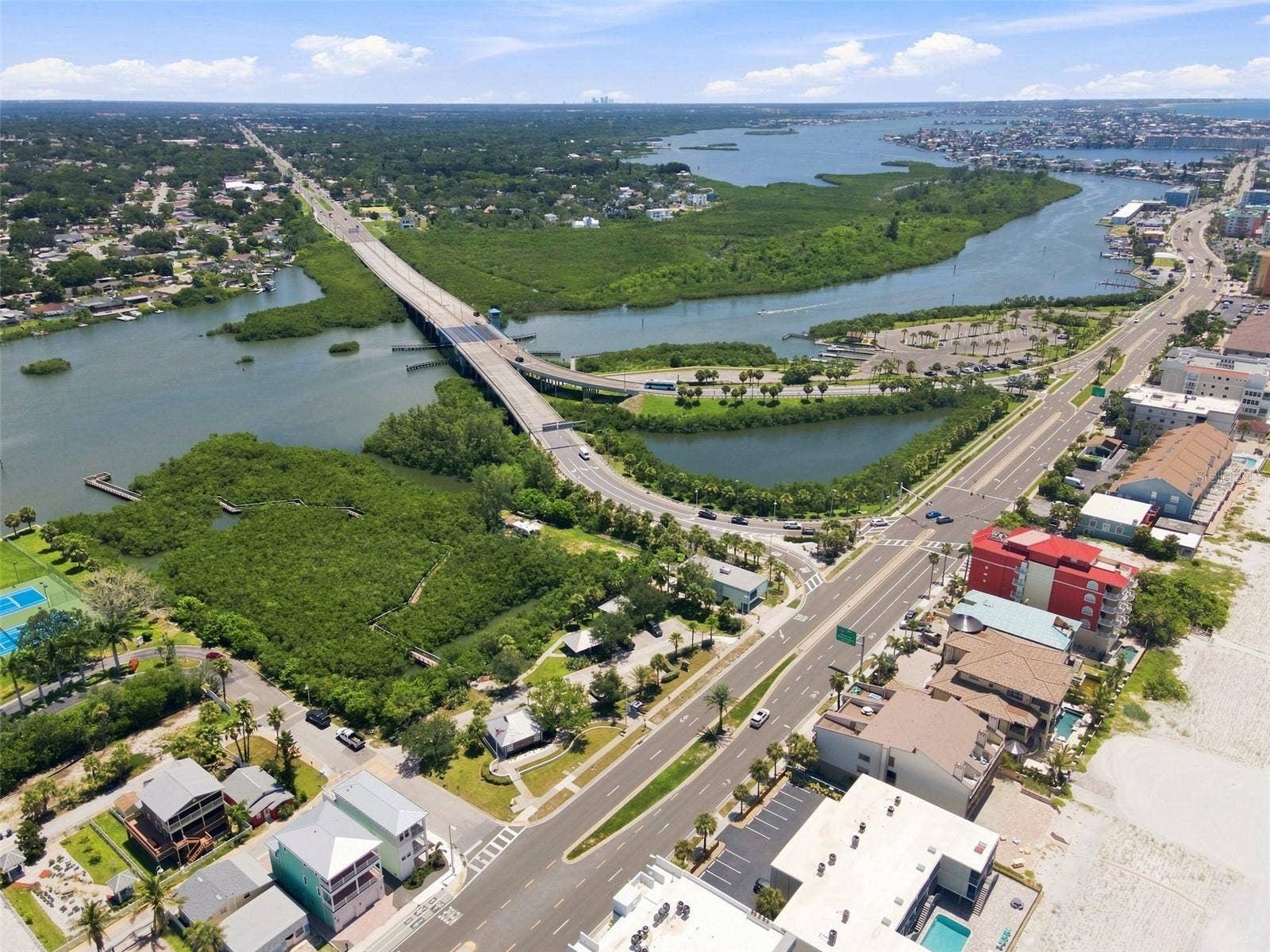 19101 GULF BOULEVARD, Indian Shores, FL 33785