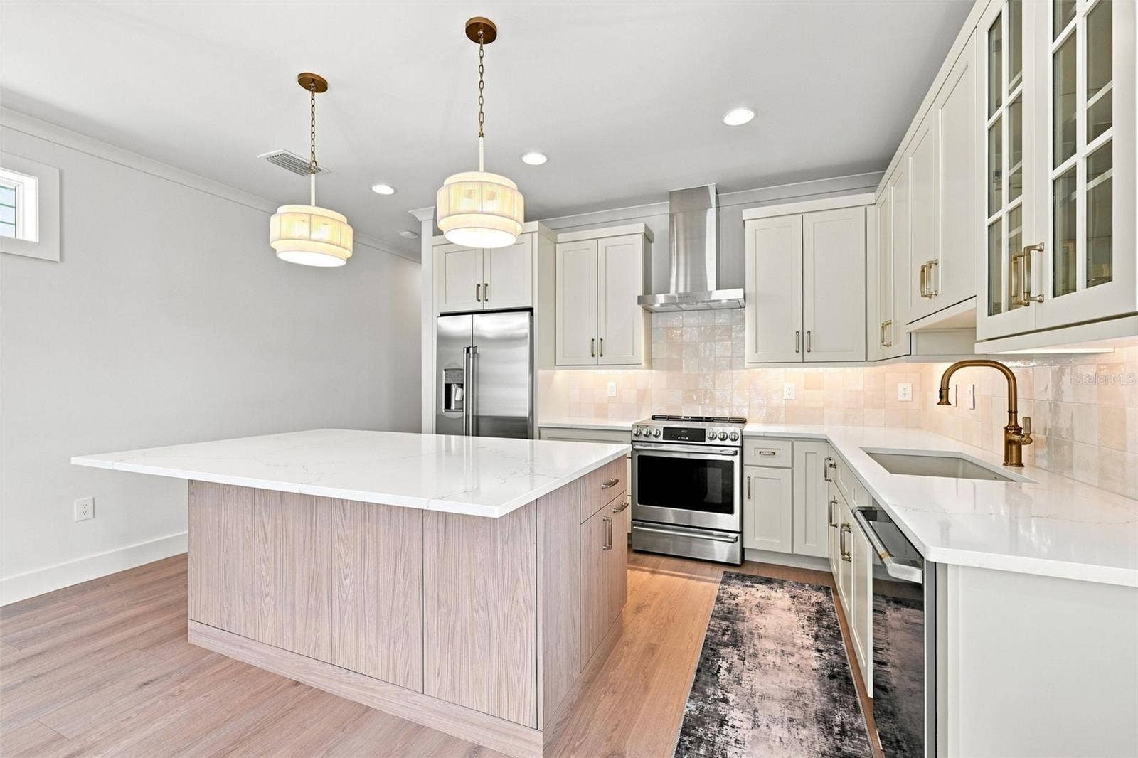 19101 GULF BOULEVARD, Indian Shores, FL 33785
