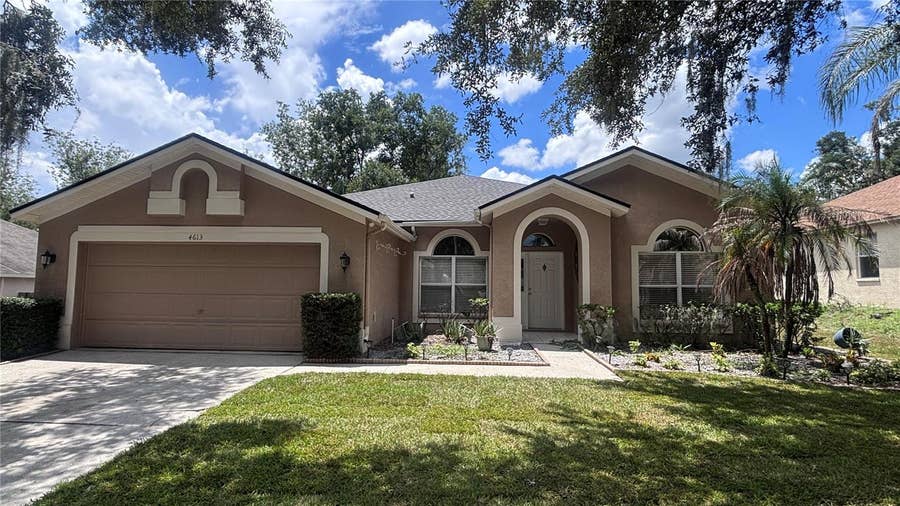 Property photo for 4613 RIVER OVERLOOK DRIVE, Valrico, FL