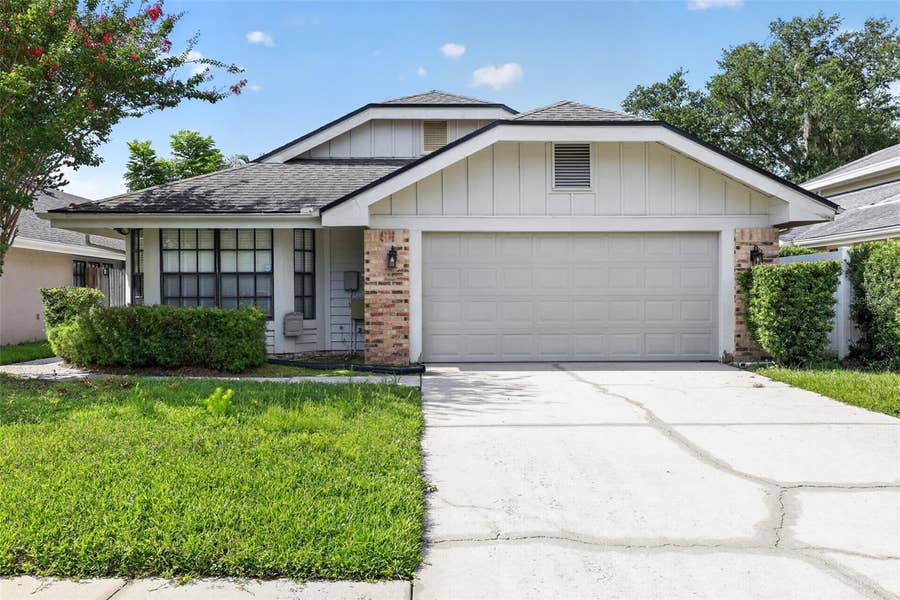 Property photo for 5024 CYPRESS TRACE DRIVE, Tampa, FL