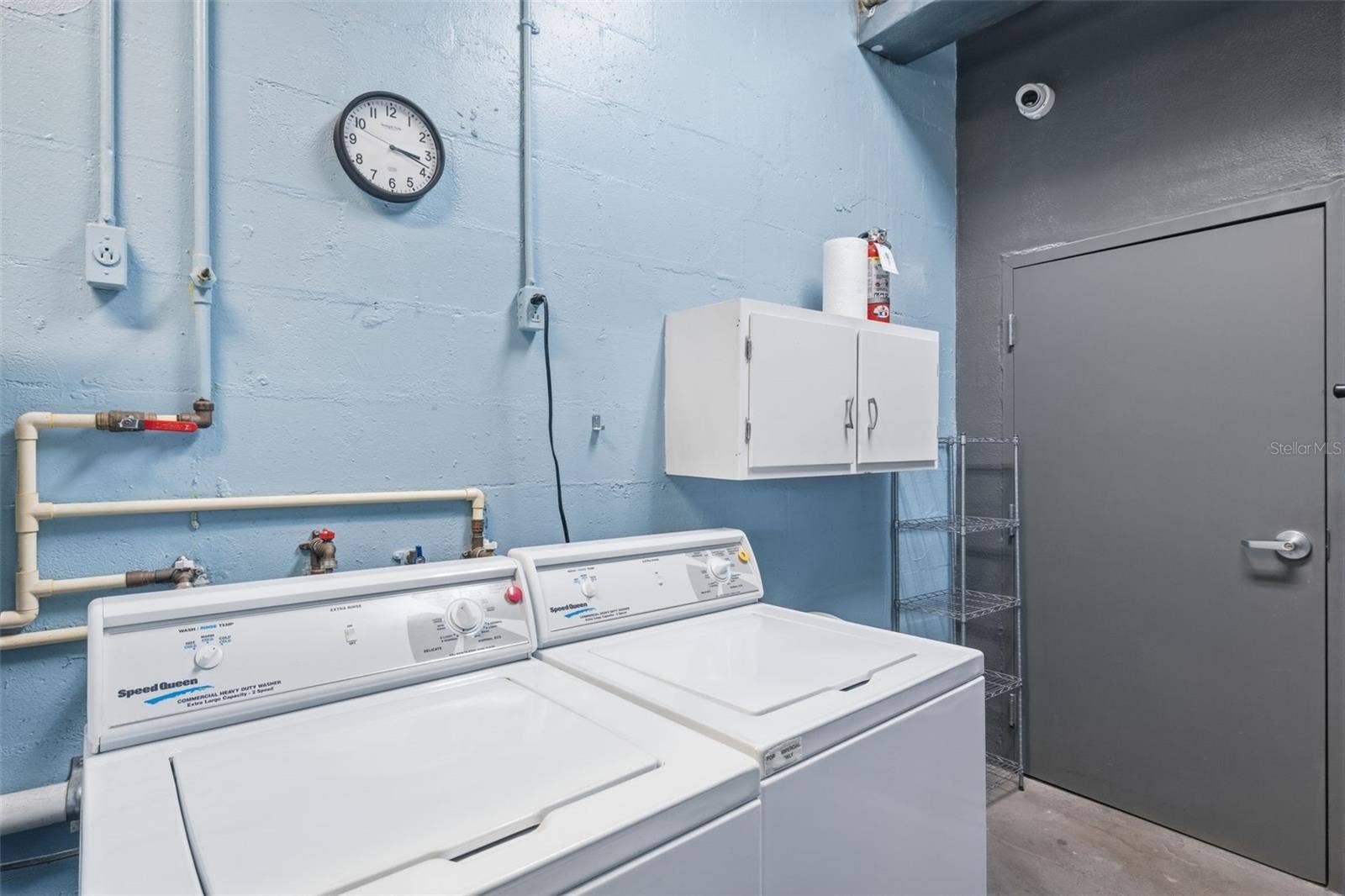 841 4TH AVENUE N, #27, St Petersburg, FL 33701 Clean and conveniently located community laundry area with updated machines.