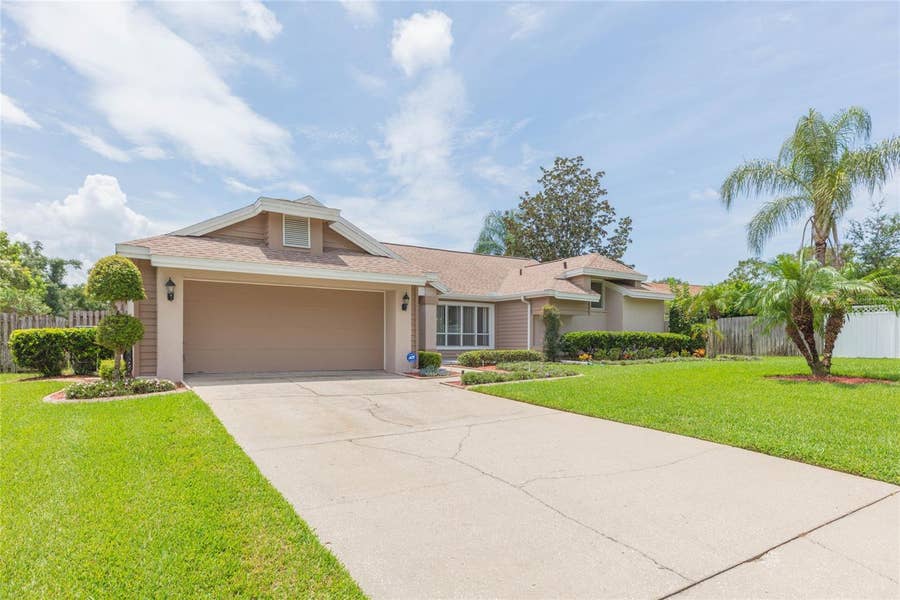 Property photo for 1405 OXFORDSHIRE COURT, Brandon, FL