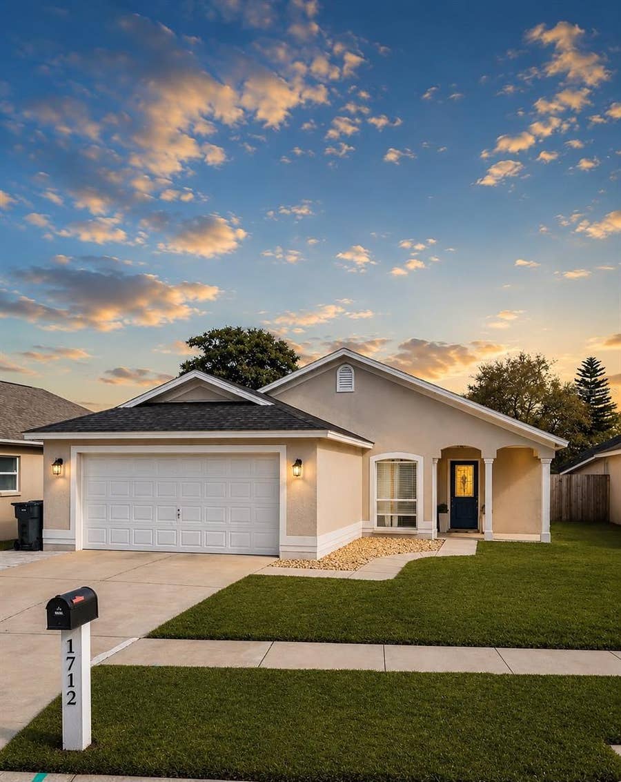 Property photo for 1712 ERIN BROOKE DRIVE, Valrico, FL