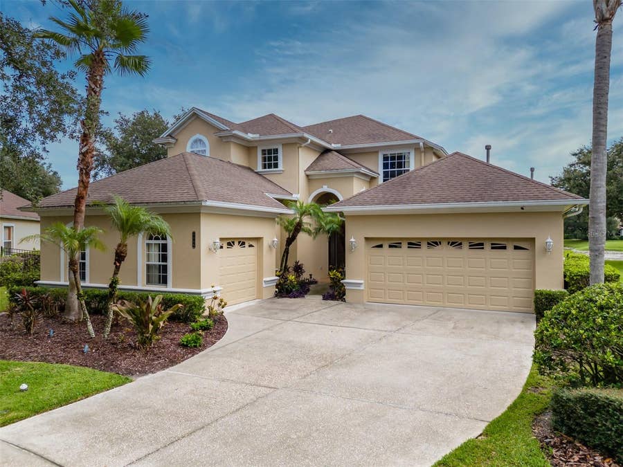 Property photo for 8016 CYPRESS CROSSING COURT, Tampa, FL