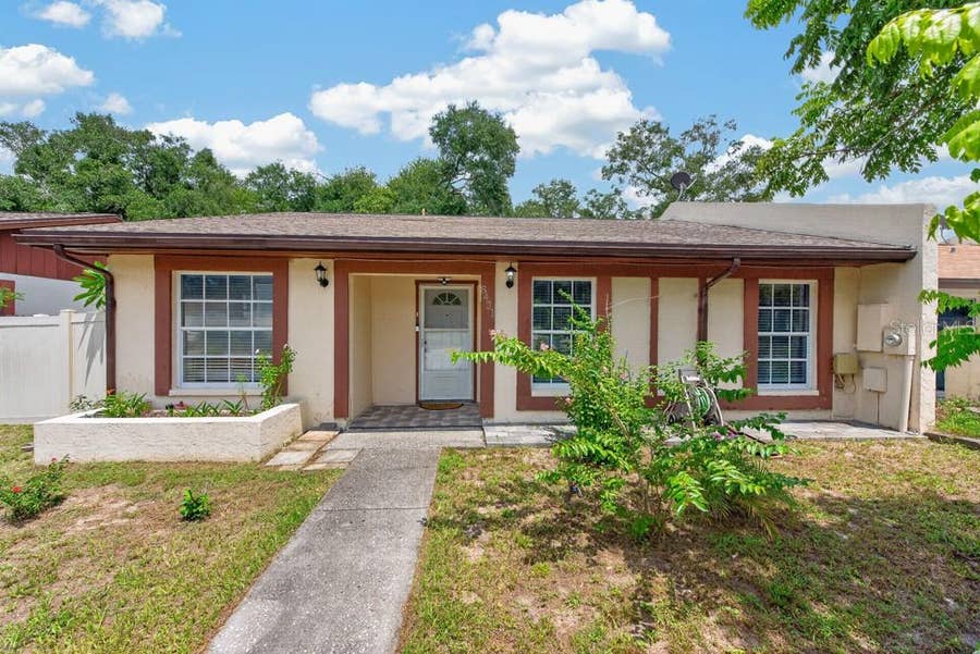 Property photo for 8431 WAKULLA DRIVE, Temple Terrace, FL