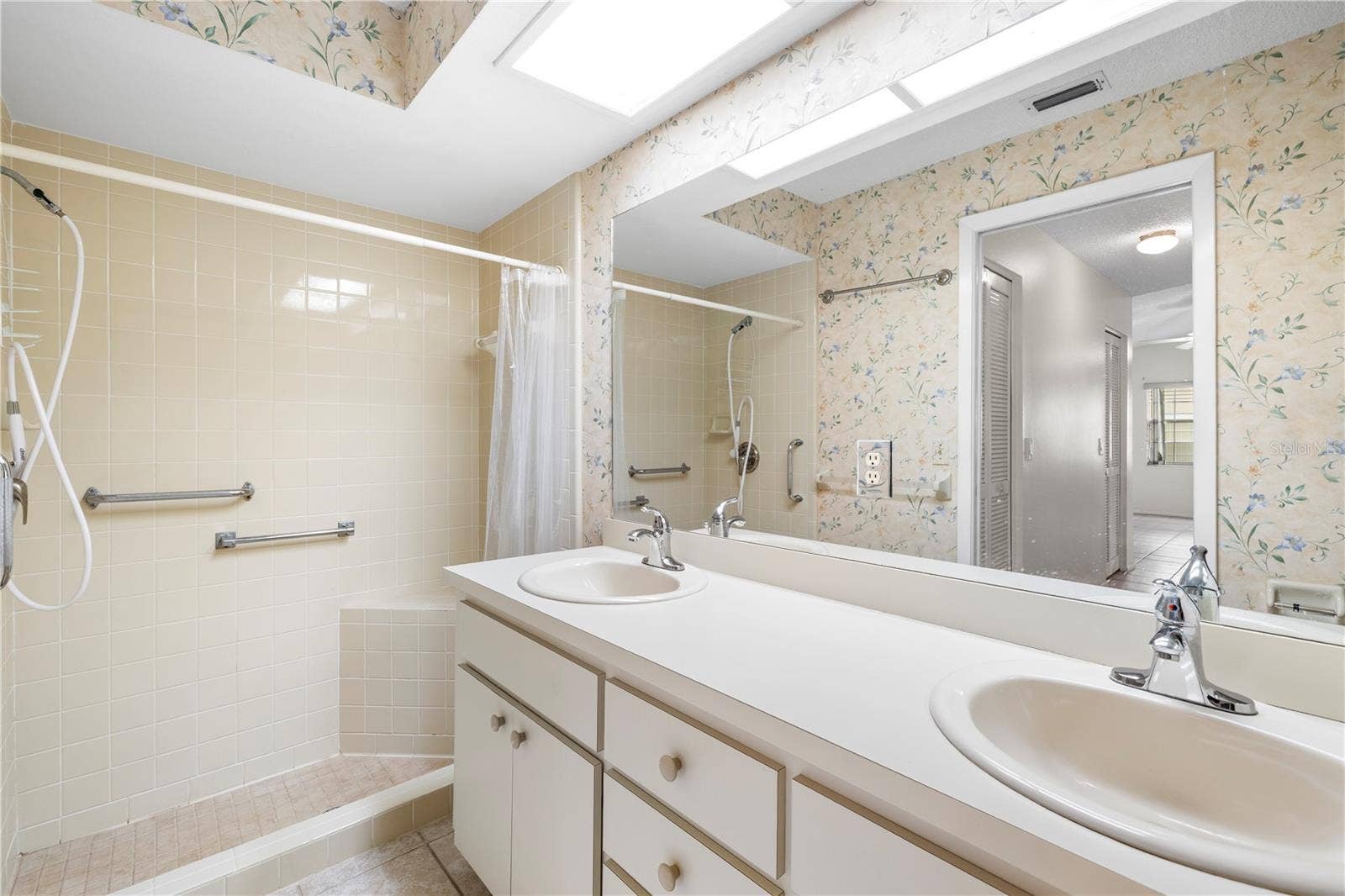 4739 CARRINGTON COURT, New Port Richey, FL 34655 4739 CARRINGTON COURT, New Port Richey, FL 34655