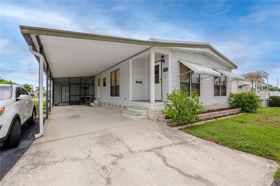 Property photo for 6821 AMERICANA DRIVE NE, #106, St Petersburg, FL