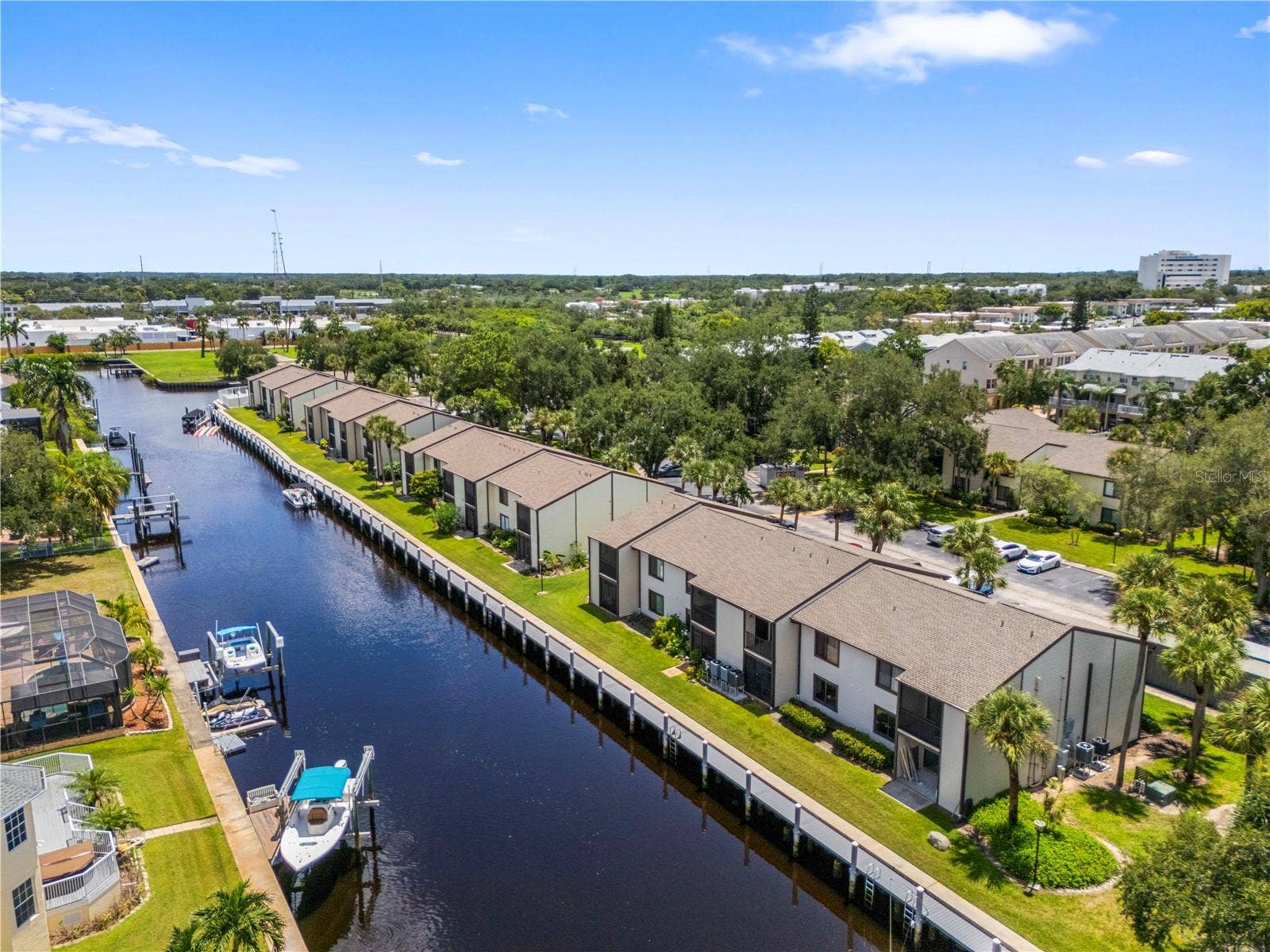 428 MOORINGS COVE DRIVE, #7F, Tarpon Springs, FL 34689