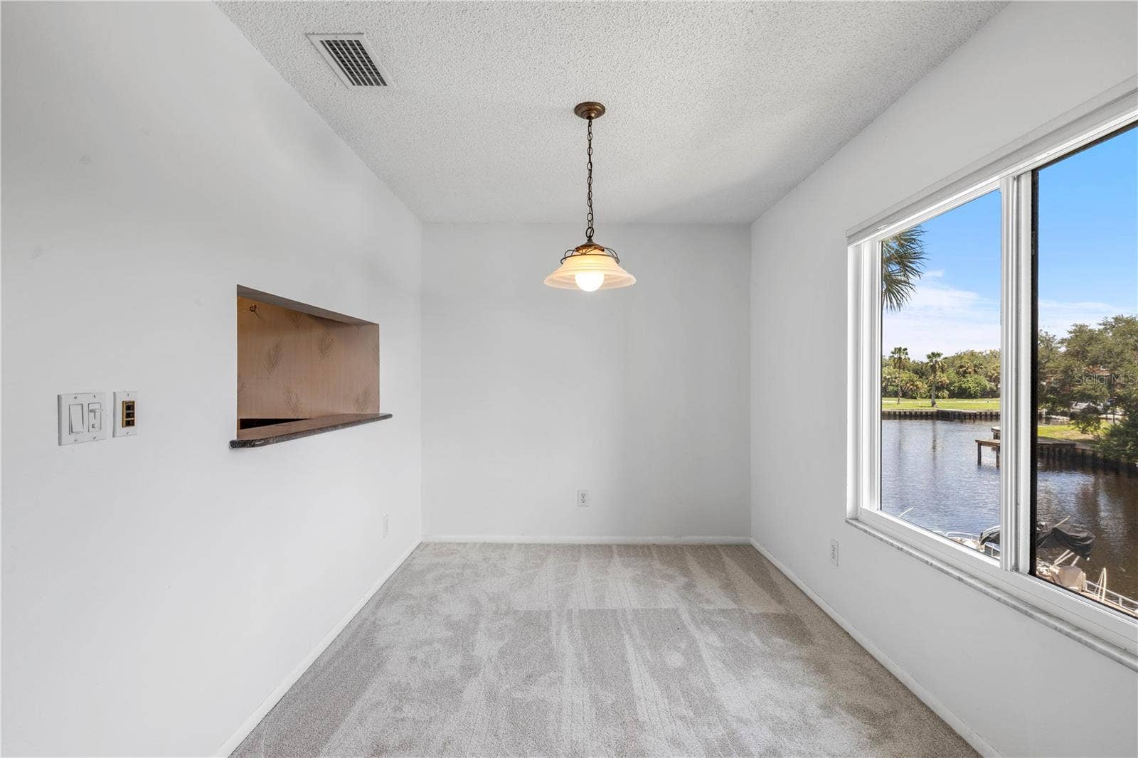 428 MOORINGS COVE DRIVE, #7F, Tarpon Springs, FL 34689