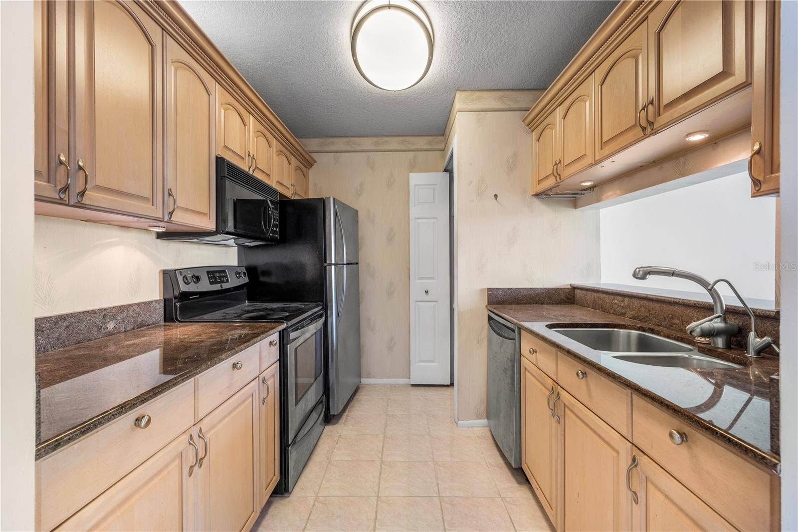 428 MOORINGS COVE DRIVE, #7F, Tarpon Springs, FL 34689