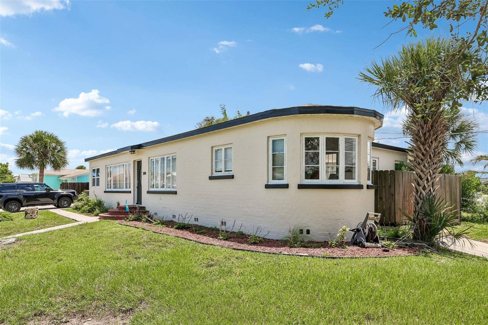 300 REVILO BOULEVARD, Daytona Beach, FL 32118