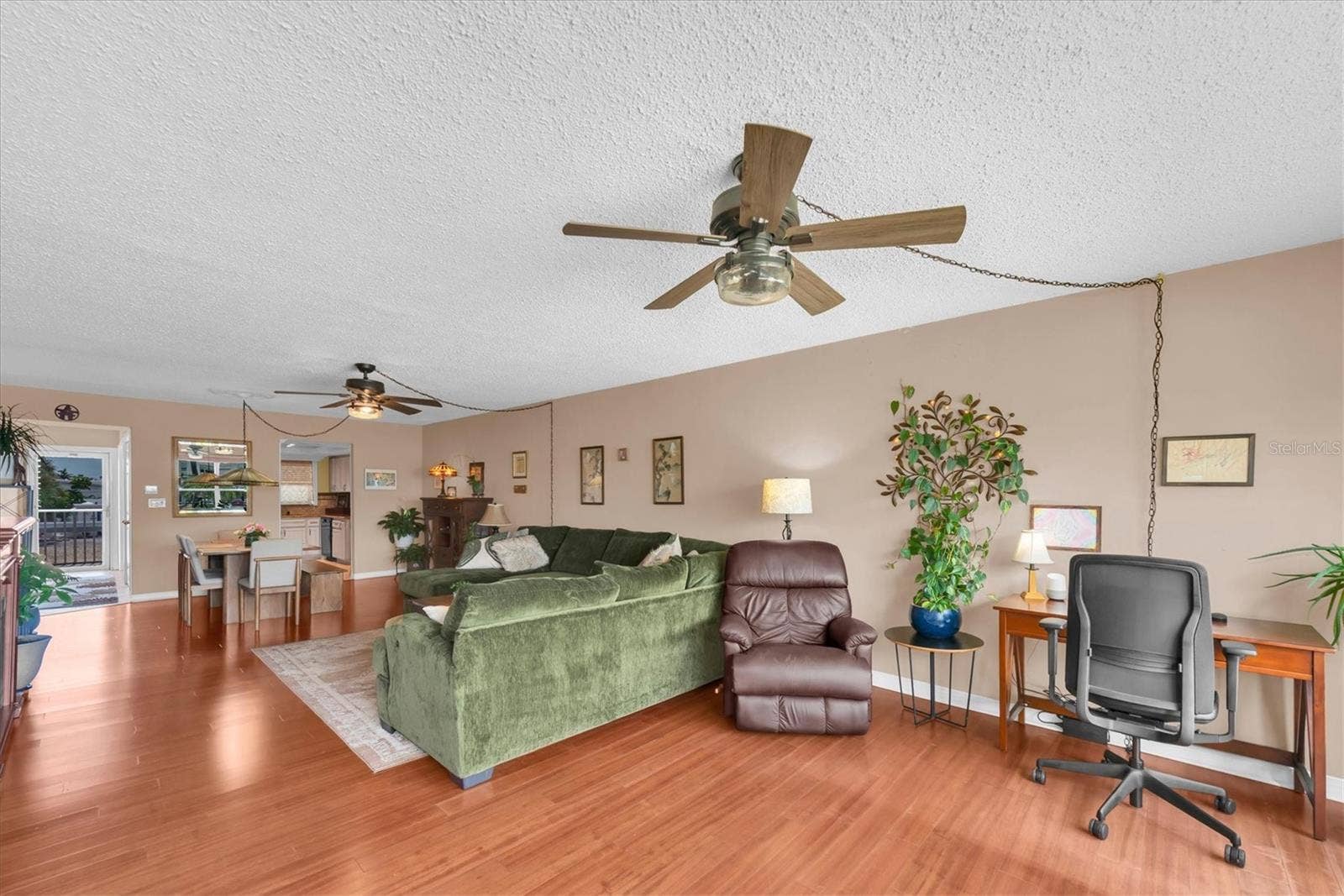 6363 GULF WINDS DRIVE, #233, St Petersburg, FL 33706 6363 GULF WINDS DRIVE, #233, St Petersburg, FL 33706