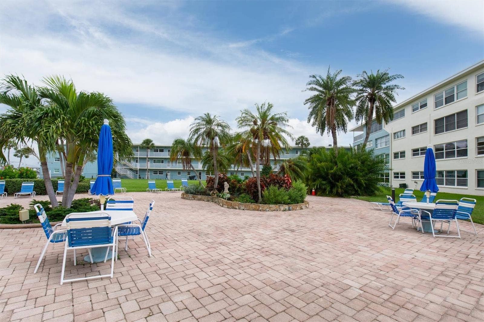6363 GULF WINDS DRIVE, #233, St Petersburg, FL 33706 6363 GULF WINDS DRIVE, #233, St Petersburg, FL 33706