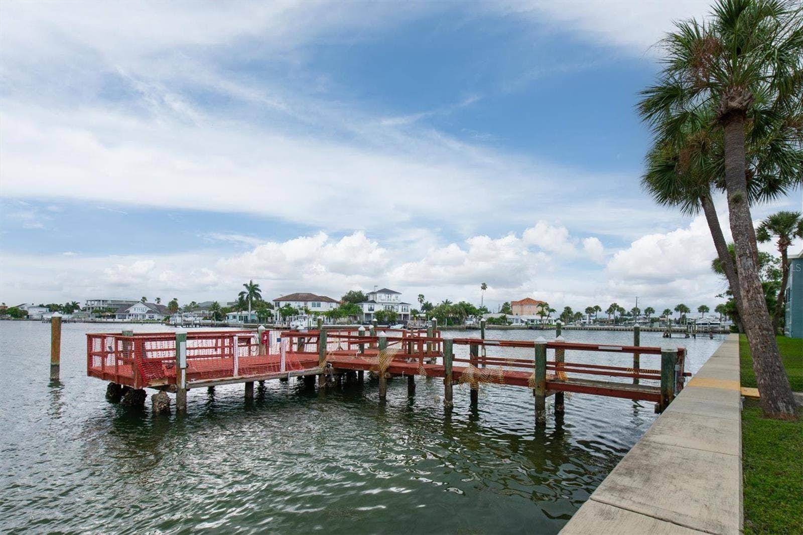 6363 GULF WINDS DRIVE, #233, St Petersburg, FL 33706 6363 GULF WINDS DRIVE, #233, St Petersburg, FL 33706