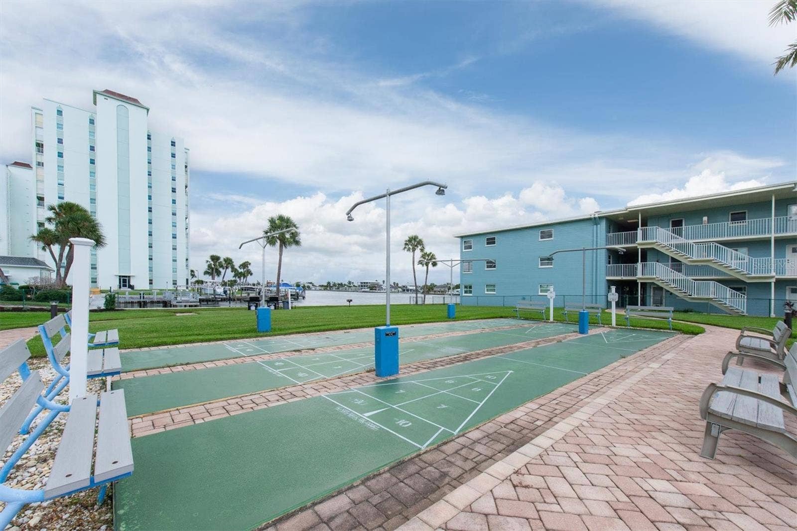 6363 GULF WINDS DRIVE, #233, St Petersburg, FL 33706 6363 GULF WINDS DRIVE, #233, St Petersburg, FL 33706