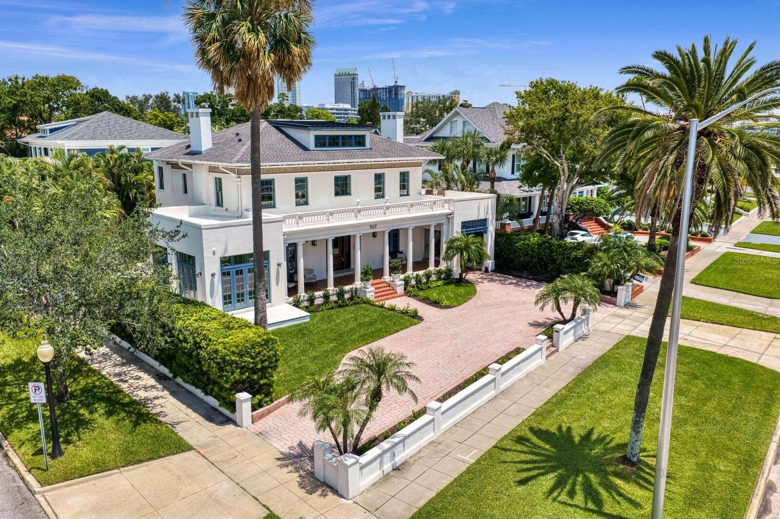 907 BAYSHORE BOULEVARD, Tampa, FL 33606 907 BAYSHORE BOULEVARD, Tampa, FL 33606
