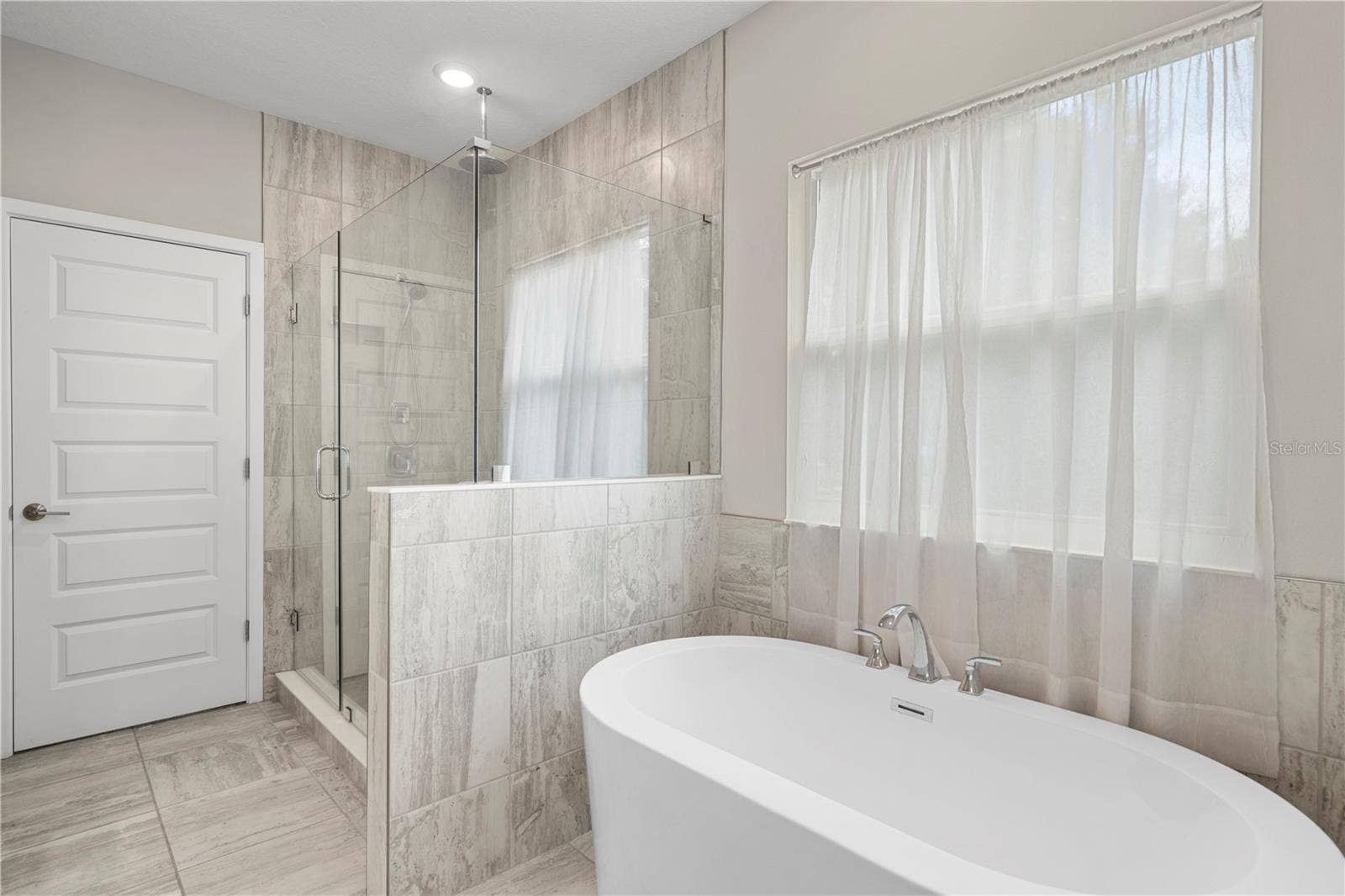 1415 CRYSTAL LAKE DRIVE, Lakeland, FL 33801 1415 CRYSTAL LAKE DRIVE, Lakeland, FL 33801