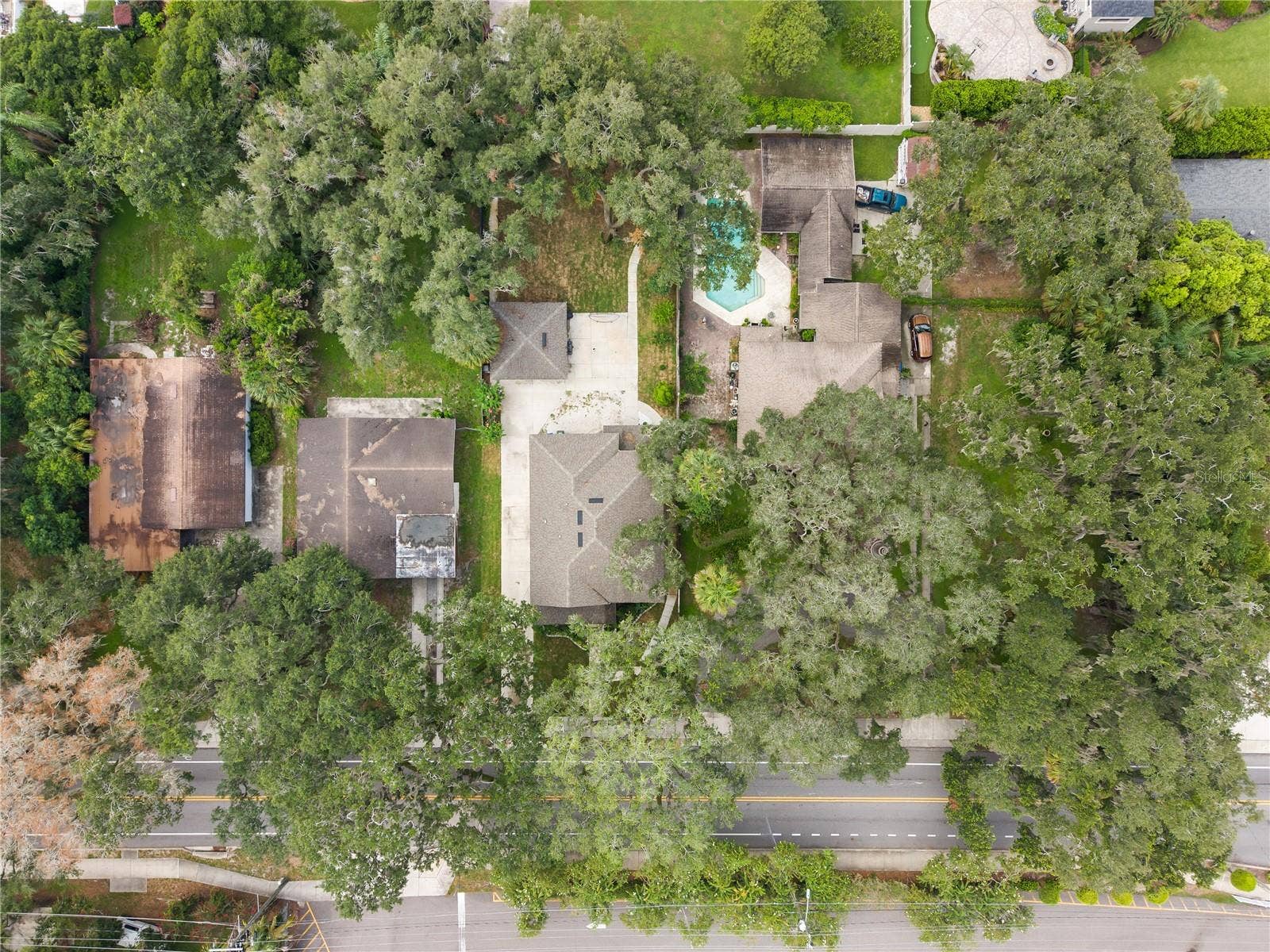 1415 CRYSTAL LAKE DRIVE, Lakeland, FL 33801 1415 CRYSTAL LAKE DRIVE, Lakeland, FL 33801