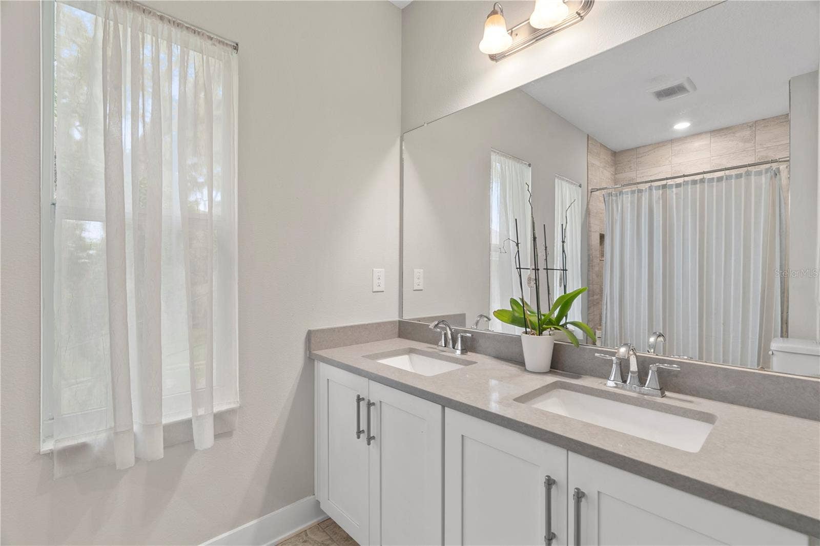 1415 CRYSTAL LAKE DRIVE, Lakeland, FL 33801 1415 CRYSTAL LAKE DRIVE, Lakeland, FL 33801
