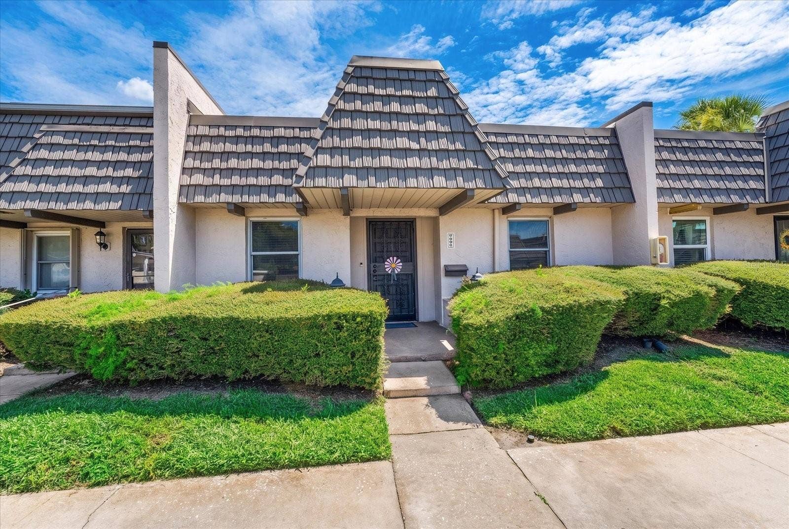 1005 CORDOVA GREEN, Seminole, FL 33777 1005 CORDOVA GREEN, Seminole, FL 33777