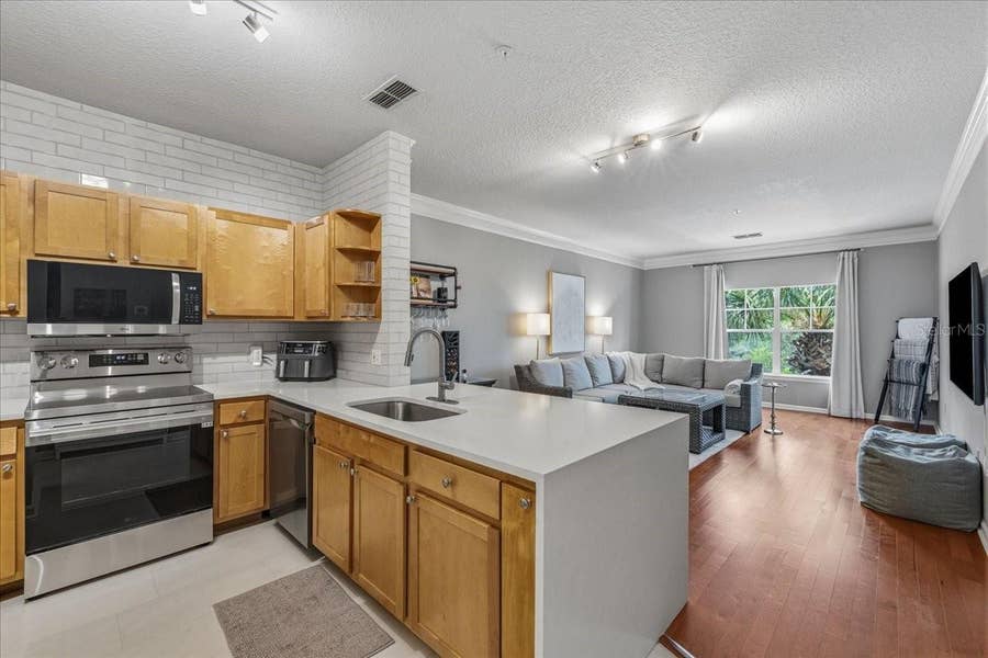 Property photo for 4207 S DALE MABRY HIGHWAY, #8308, Tampa, FL