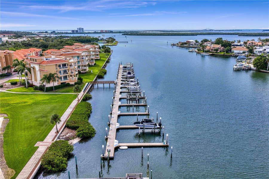 Property photo for 43 BAYVIEW COURT S, #A, St Petersburg, FL