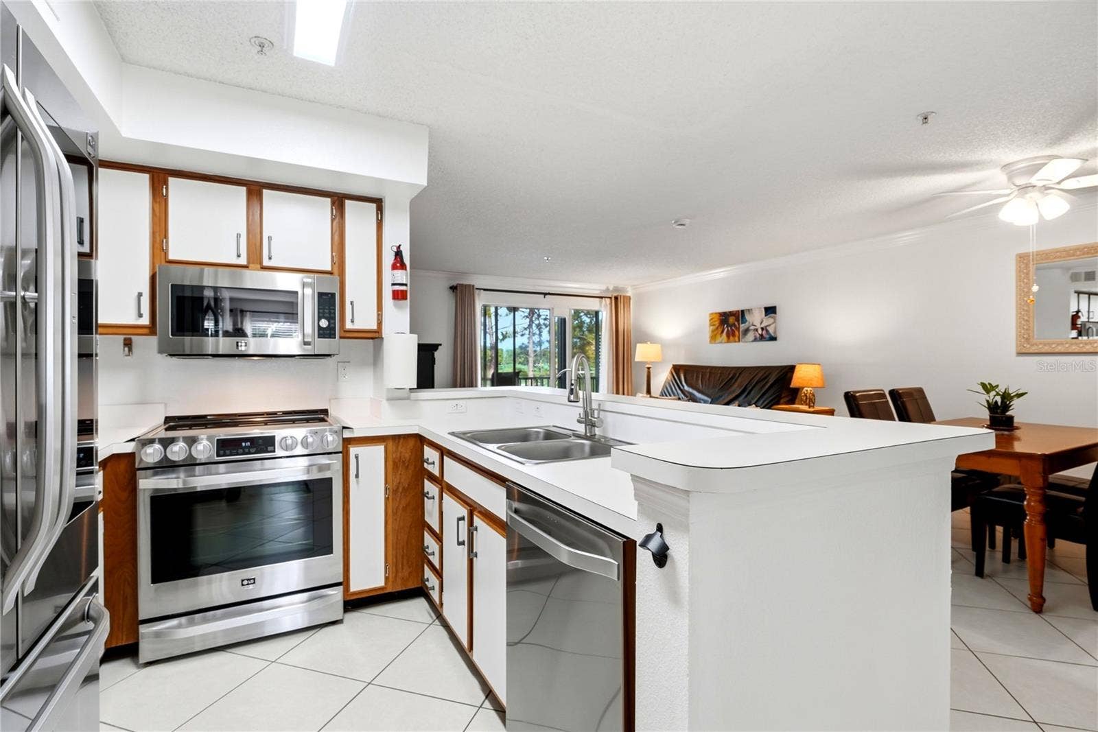 2400 FEATHER SOUND DRIVE, #427, Clearwater, FL 33762 2400 FEATHER SOUND DRIVE, #427, Clearwater, FL 33762