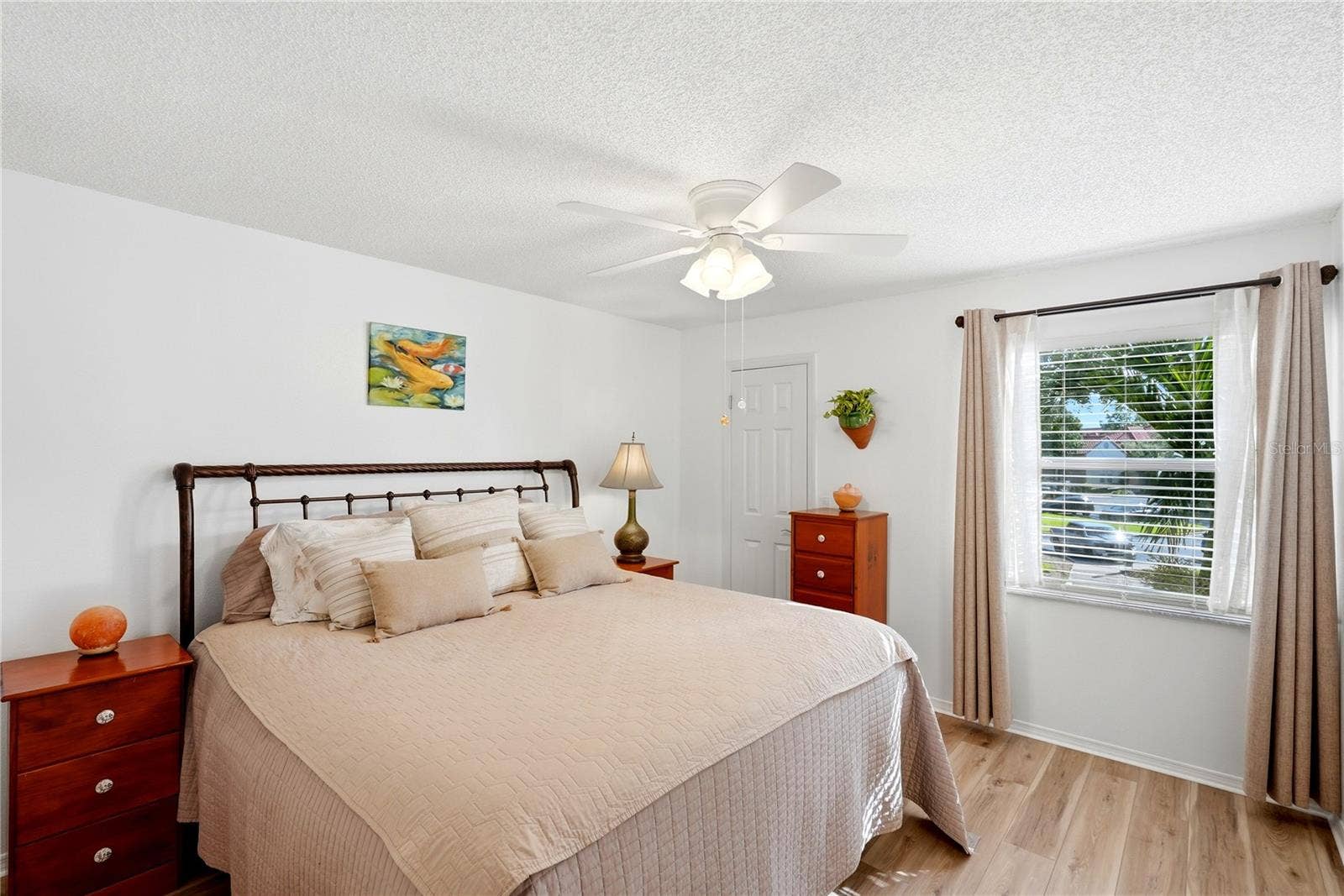 2400 FEATHER SOUND DRIVE, #427, Clearwater, FL 33762 Primary Bedroom with Walk-in closet