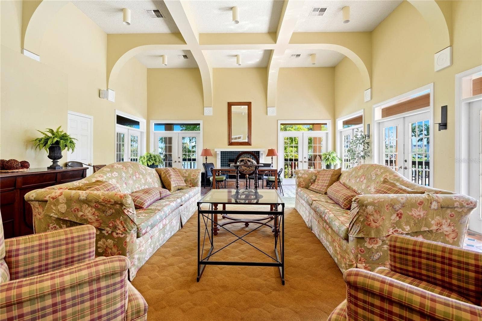 2400 FEATHER SOUND DRIVE, #427, Clearwater, FL 33762 2400 FEATHER SOUND DRIVE, #427, Clearwater, FL 33762