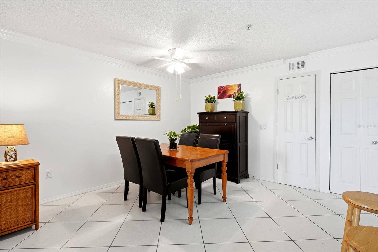 2400 FEATHER SOUND DRIVE, #427, Clearwater, FL 33762 2400 FEATHER SOUND DRIVE, #427, Clearwater, FL 33762