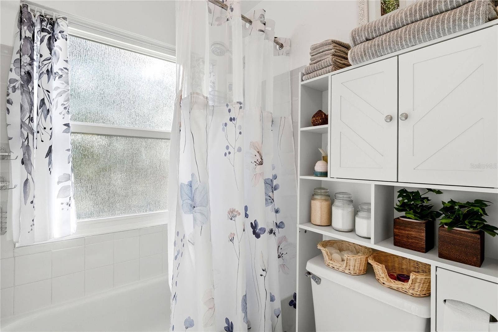 2400 FEATHER SOUND DRIVE, #427, Clearwater, FL 33762 Bathroom with Tub. Door Separates Dual Sink Area. Making Getting Ready for Work Easy!
