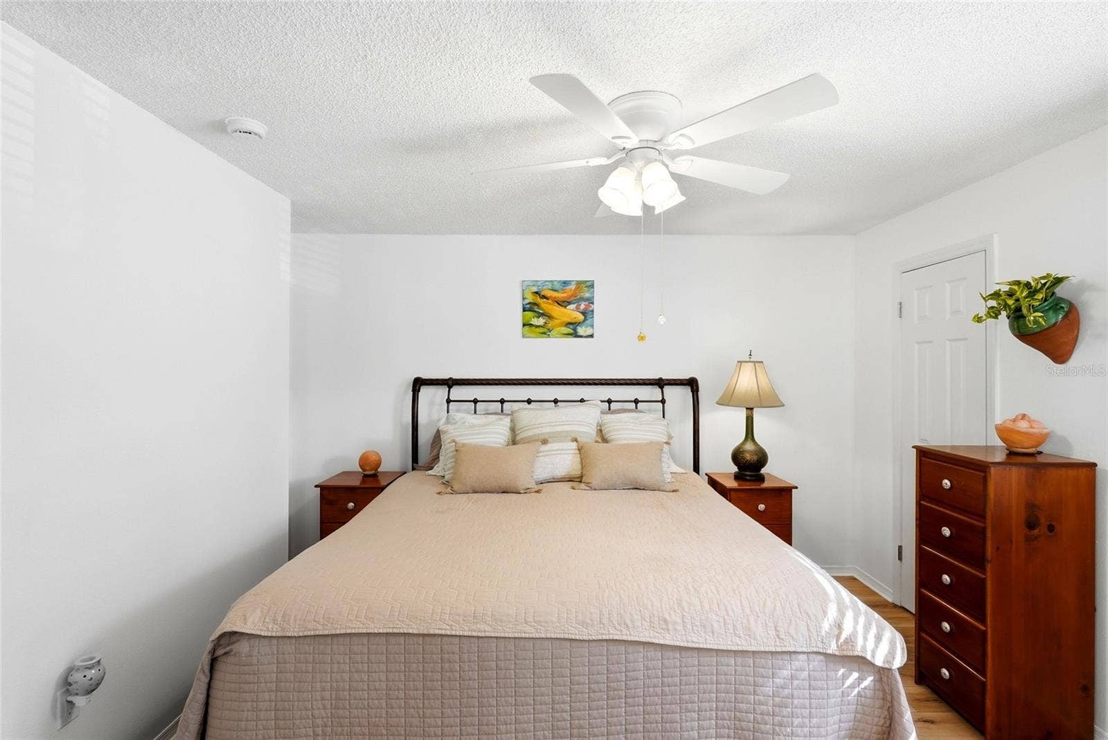 2400 FEATHER SOUND DRIVE, #427, Clearwater, FL 33762 2400 FEATHER SOUND DRIVE, #427, Clearwater, FL 33762