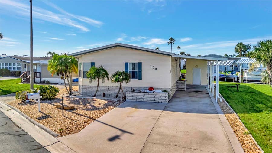 Property photo for 138 S SAINT THOMAS CIRCLE, Apollo Beach, FL