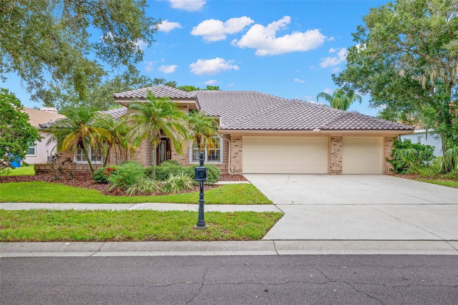 1730 CAPTIVA DRIVE, Oldsmar, FL 34677 1730 CAPTIVA DRIVE, Oldsmar, FL 34677
