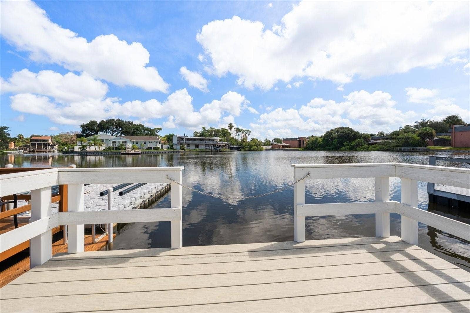 599 WESTWINDS DRIVE, #9, Palm Harbor, FL 34683