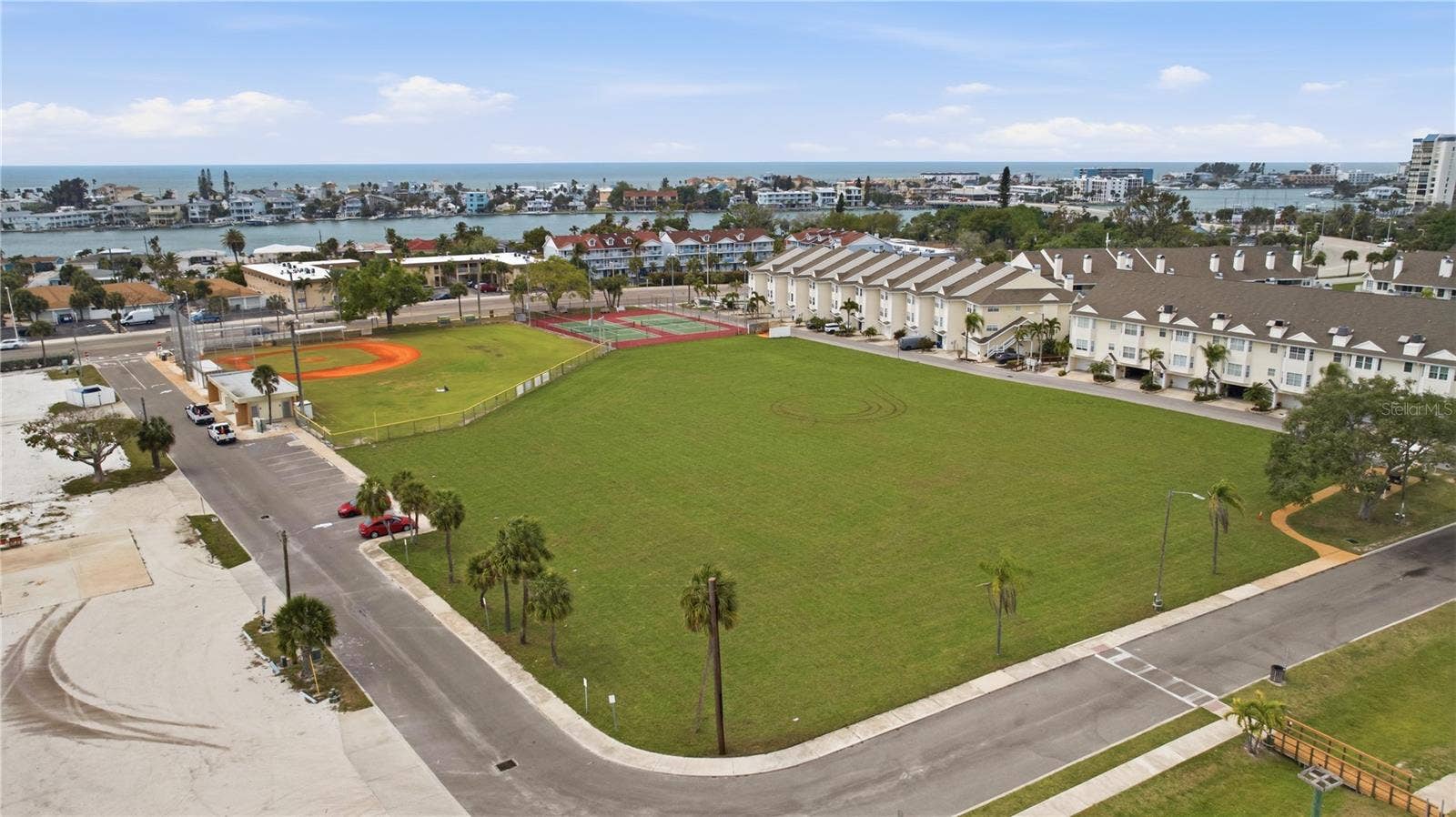 440 89TH AVENUE, St Pete Beach, FL 33706 440 89TH AVENUE, St Pete Beach, FL 33706