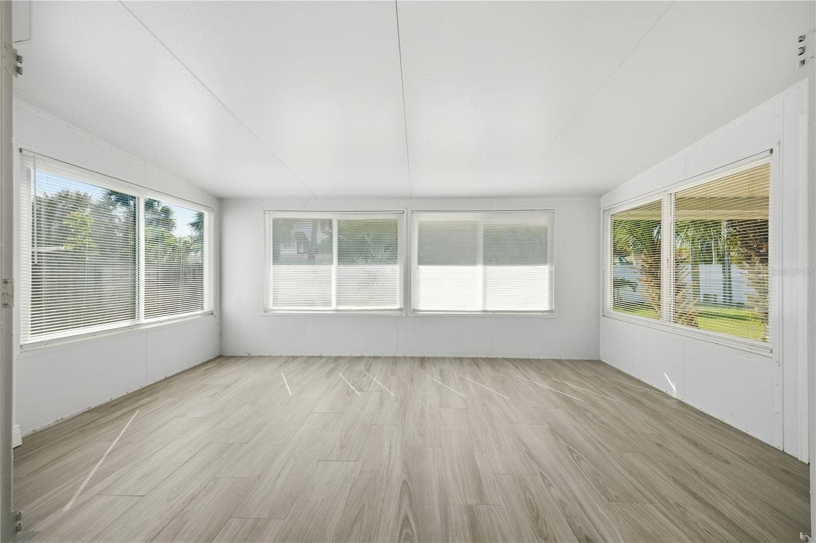 440 89TH AVENUE, St Pete Beach, FL 33706 440 89TH AVENUE, St Pete Beach, FL 33706